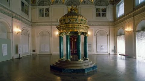 зал